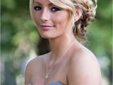 Best Hairstyle for Strapless Wedding Dress 15 Best Wedding Hairstyles for A Strapless Dress