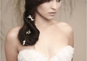 Best Wedding Hairstyle for Round Face 20 Wedding Hairstyles for Round Faces Ideas Wohh Wedding