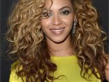 Beyonce Curly Hairstyles Beyonce Hair Through the Years We Rank 30 Of Her Most