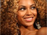 Beyonce Wedding Hairstyle Curly Down Wedding Hairstyle Beyoncé S soft Curls