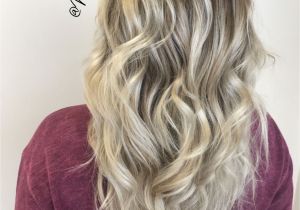 Blonde Hairstyles Dark Roots Shadow Root Smudge Root Blonde Hair Dark Roots Long Hair Curled