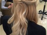 Blonde Hairstyles Down Everyone S Favorite Half Up Half Down Hairstyles 0271