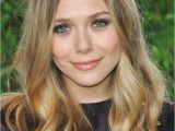 Blonde Hairstyles Middle Parting Summer Haircut Styles Long Version Elizabeth Olsen