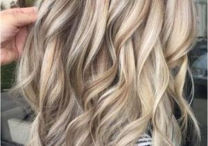 Blonde Hairstyles to Make You Look Younger 40 Best Blond Hairstyles that Will Make You Look Young Again