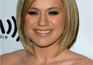 Bob Haircuts for Fat Faces Hairstyles to Make Fat Faces Slimmer