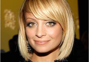 Bob Haircuts Nicole Richie How to Grow Out A Layered Haircut Hair Pinterest