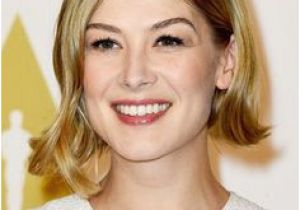 Bob Haircuts Rosamund Pike 784 Besten A Rosamund Pike Bilder Auf Pinterest