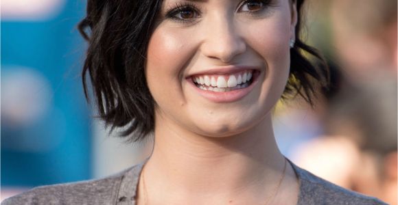 Bob Hairstyles Demi Lovato Demi Lovato S Haircut is Crazy Cute Take A Look From Every Angle