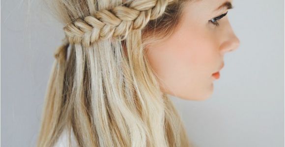 Braid In the Front Hairstyles Front Row Braid Tutorial Barefoot Blonde Hair