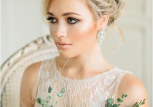 Bridal Hairstyles Half Up Half Down with Veil and Tiara Bridal Hairstyles with Pieces Headbands Tiaras