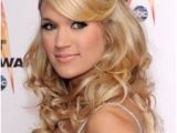 Carrie Underwood Hairstyles Half Up Carrie Underwood Half Updo with Hump Carrie Pinterest