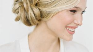 Casual Hairstyles for Weddings 21 Casual Wedding Hairstyles that Make Everyone Love It