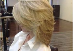 Chin Length Bob Hairstyles Back View Medium Length Layered Hairstyles Back View Google Search