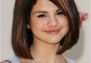 Chin Length Hairstyles for Small Faces Medium Length Hairstyles for Teenage Girls with Round Faces