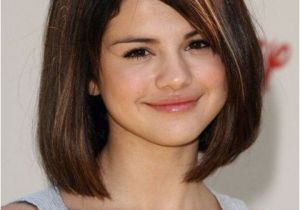 Chin Length Hairstyles Round Faces Medium Length Hairstyles for Teenage Girls with Round Faces