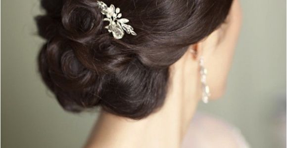 Classic Chignon Wedding Hairstyles Wedding Hair Inspiration & Tutorials the Classic Chignon