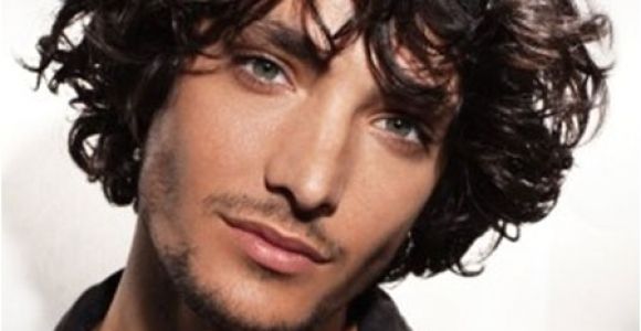 Cool Haircuts for Curly Hair Men Cool Curly Hairstyles for Men