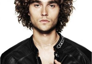 Cool Hairstyles for Men with Curly Hair 30 Y Hairstyles for Men with Thick Hair
