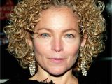 Curly Hairstyles for 45 Year Old Woman Best Curly Hairstyles for Women Over 50