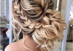 Curly Hairstyles for A Wedding Guest 20 Long Curly Wedding Hairstyles 2017