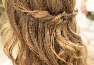 Curly Hairstyles for A Wedding Guest Best 25 Wedding Guest Hairstyles Ideas On Pinterest