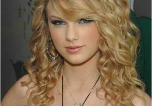 Curly Hairstyles for Full Faces 20 Long Curly Hairstyles for Round Faces