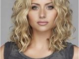 Curly Hairstyles for Wedding Guests Curly Hairstyles Beautiful Curly Hairstyles for Wedding