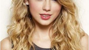 Curly Hairstyles Taylor Swift 20 Loose Curly Hairstyles for Long Hair 18 Taylor Swift