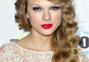 Curly Hairstyles Taylor Swift Lindos Peinados De Novia Modernos