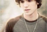 Curly Hairstyles Teenage Guys 40 Hairstyles for Thick Hair Men S Hair Styles Pinterest