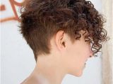 Curly Hairstyles with Shaved Sides Cute Short Side Shaved Curly Hair Hair Pinterest