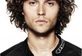 Curly Mens Hairstyles 10 Curly Haired Guys