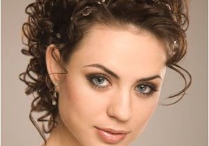 Curly Updo Hairstyles for Weddings Curly Elegant Wedding Hairstyles Weddingwoow