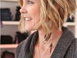 Cute Bob Haircuts for Curly Hair Short Layered Wavy Hair Cute Hairstyles Popular Haircuts