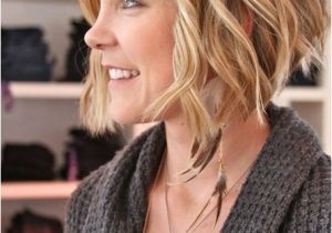 Cute Bob Haircuts for Curly Hair Short Layered Wavy Hair Cute Hairstyles Popular Haircuts