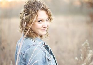 Cute Easy Country Girl Hairstyles Easy Country Curls Hairstyle