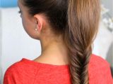 Cute Girls Hairstyls Fluffy Fishtail Braid Hairstyles for Long Hair