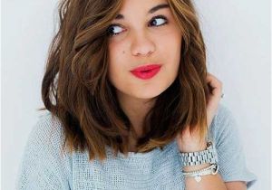 Cute Hairstyles for Girls with Thick Hair 20 Cute Medium Short Haircuts