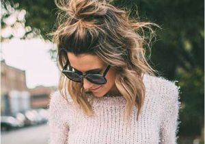 Cute Hairstyles for People with Short Hair 15 Cute Buns for Short Hair