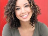 Cute Hairstyles for Really Curly Hair Cute Medium Wavy Curly Hairstyle for Girls Hairstyles Weekly