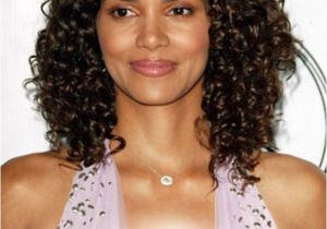 Cute Hairstyles for Short Natural Curly Hair Incredibly Pretty Styles for Naturally Curly Hair the Xerxes