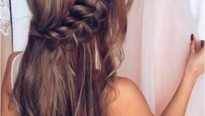 Cute Hairstyles for Xmas Party 36 Super Cute Christmas Hairstyles for Long Hair