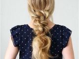 Cute Hairstyles Knotted Ponytail How Cute is This Knotted Low Pony by the Beautiful and Talented