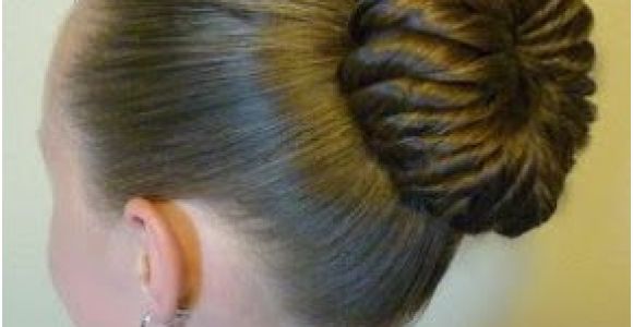 Cute Hairstyles Pinwheel Bun Pinwheel Bun Hairstyle Tutorial Pretty Tresses Of Hair