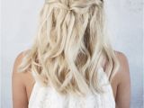 Cute Hairstyles to Wear to A Wedding 5 Easy Wedding Hairstyles for Brides Purewow Wedding