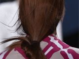 Cute Hairstyles with One Hair Tie Hairstyles You Can Do with E Hair Tie Easy Hair Ideas