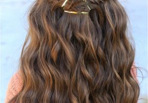 Cute Hairstyls Barrette Tieback