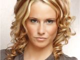 Cute Highlighted Hairstyles 30 Cute Hairstyles for Curly Hair which You Can Check