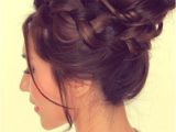 Cute Messy Bun Hairstyles for Medium Hair Second Day Hairstyles