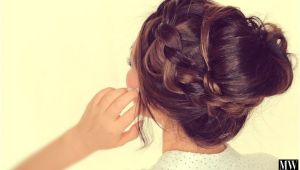 Cute Messy Bun Hairstyles for Medium Hair Second Day Hairstyles